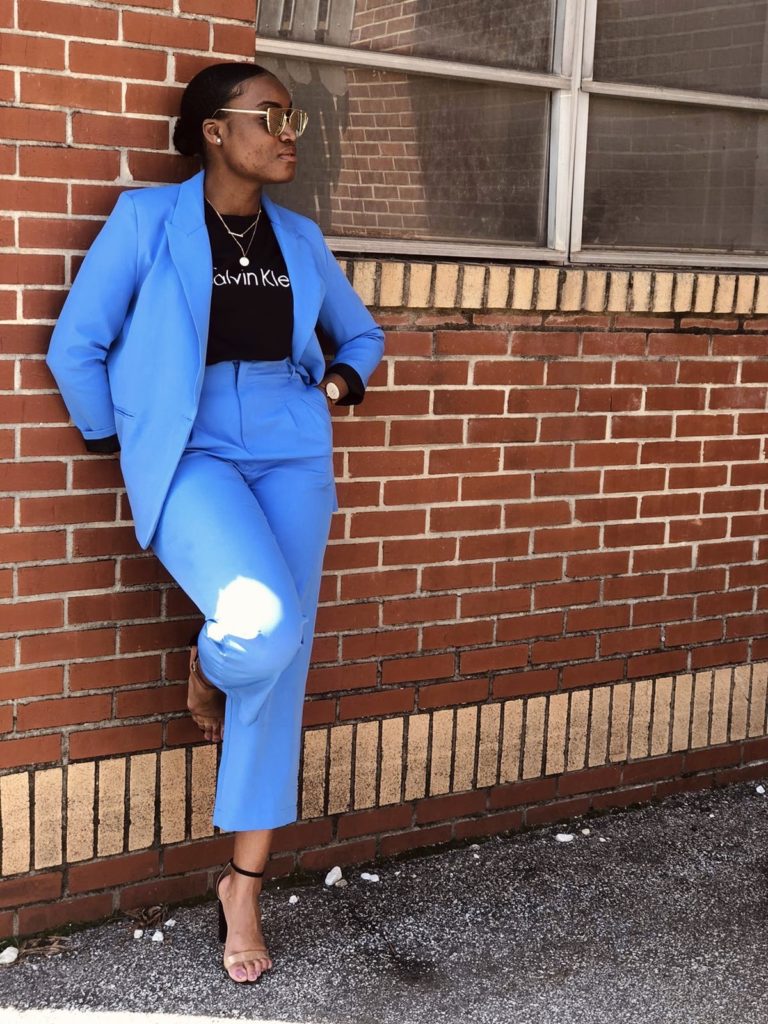 HOW TO WEAR A BRIGHT COLORED PANT SUIT THIS SPRING AND SUMMER